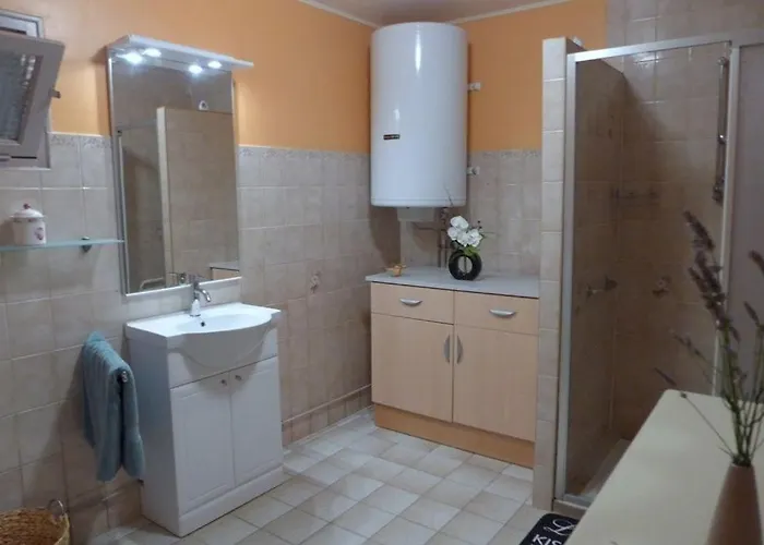 Holiday home Maison Rosalice *